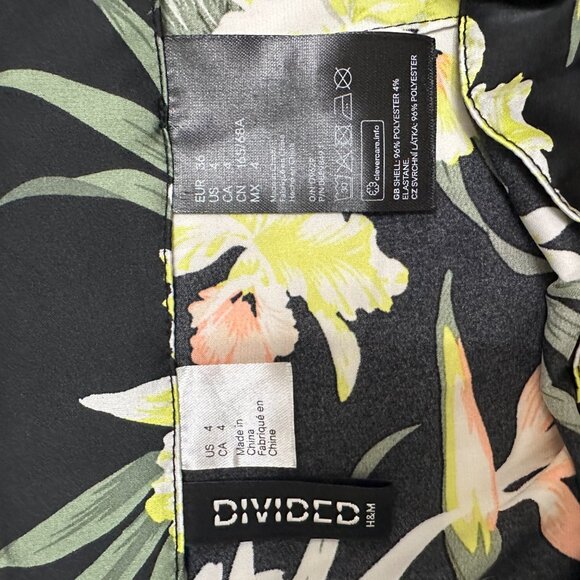 H&M DIVIDED Floral Wrap Skirt Size 4 - Picture 8 of 11